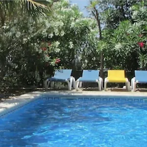 https://cosy-appartment-near-beaches.topcostabravahotels.com